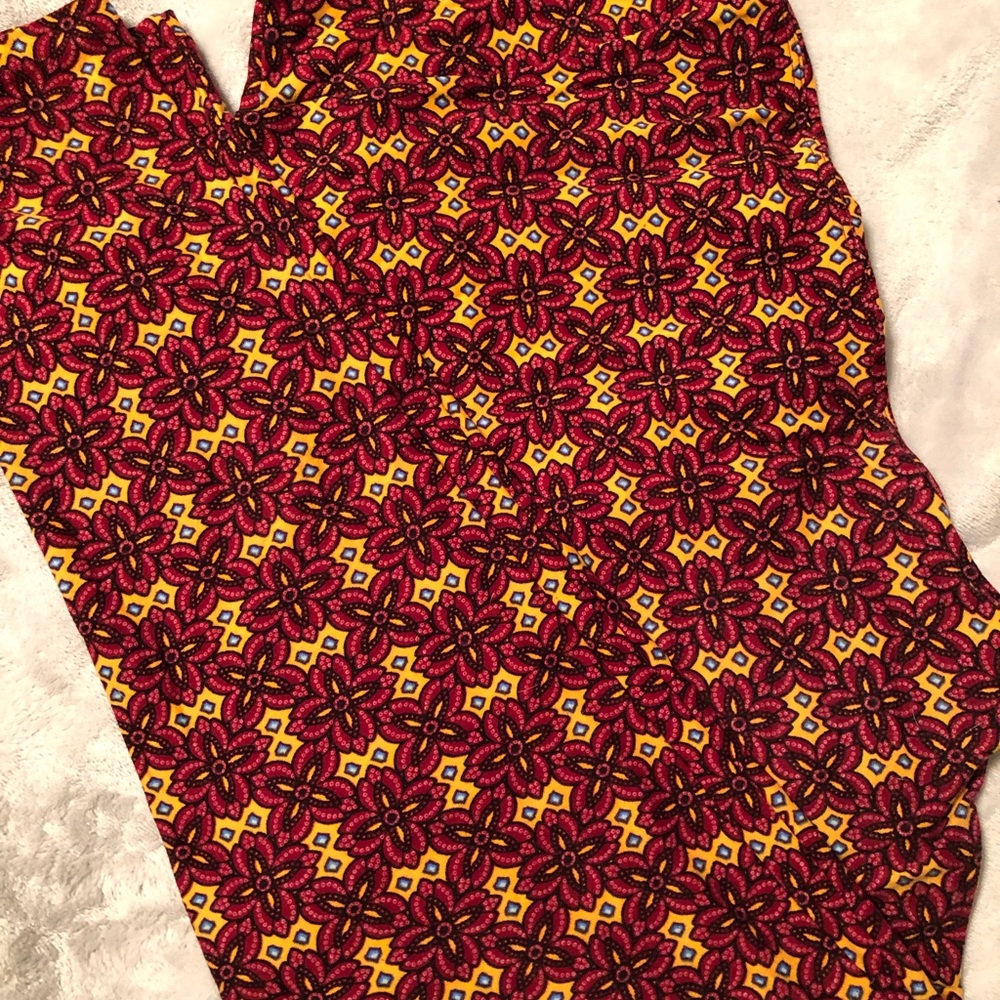 TC LULAROE LEGGINGS